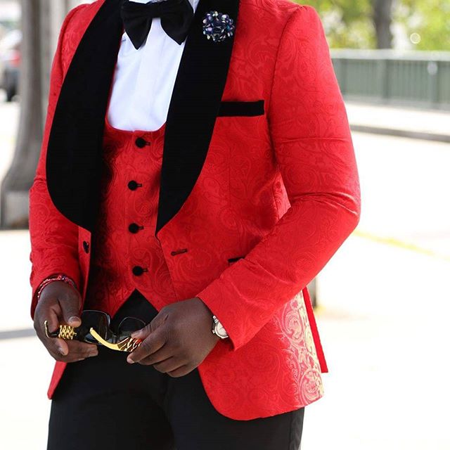 Elegant Brand Yellow Man Suit 2018 Bespoke Three Pieces Formal Wedding Dress Custom Tuxedos Wedding Groom Suits For Men Slim Fit
