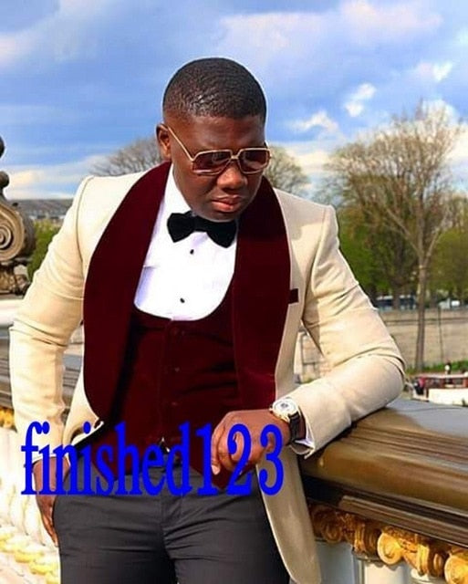Elegant Brand Yellow Man Suit 2018 Bespoke Three Pieces Formal Wedding Dress Custom Tuxedos Wedding Groom Suits For Men Slim Fit