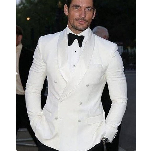 2018 Elegant Brand Groom Tuxedos Groomsmen One Button Black Flower Gold Shawl Lapel Custom Made Formal Best Man Men Wedding Suit