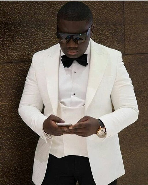 Elegant Designs 2018 Casual Business Beige Mens Suits 3 Pieces Formal Dress Men Suit Set Men Wedding Suit For Men Groom Tuxedos