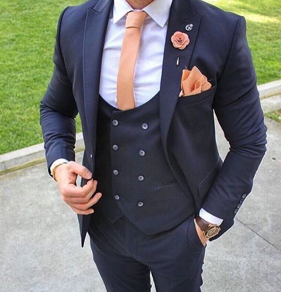 Men Wedding Suits 2019 Elegant Real 3 Pieces Slim Fit Groomsmen Velvet Lapel White Paisley Groom Party Suits Mens Wedding Tuxedo